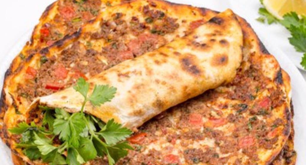Lezzet Pide Lahmacun Salonu Reviews User Reviews For Lezzet Pide Lahmacun Salonu Yesilpinar Istanbul